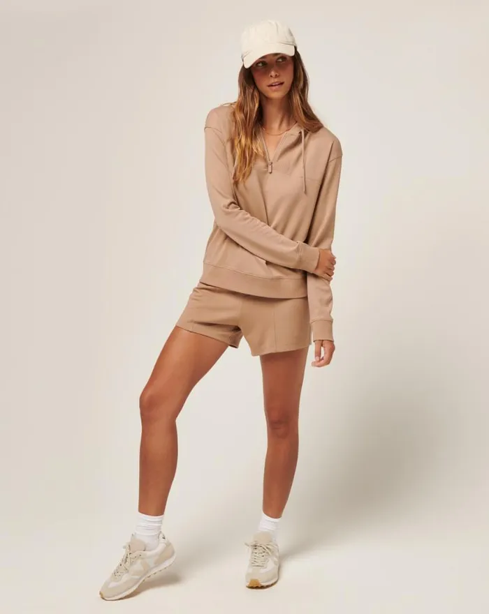 Women FRIDAY PONTE POCKET SHORT Natural TravisMathew Shorts