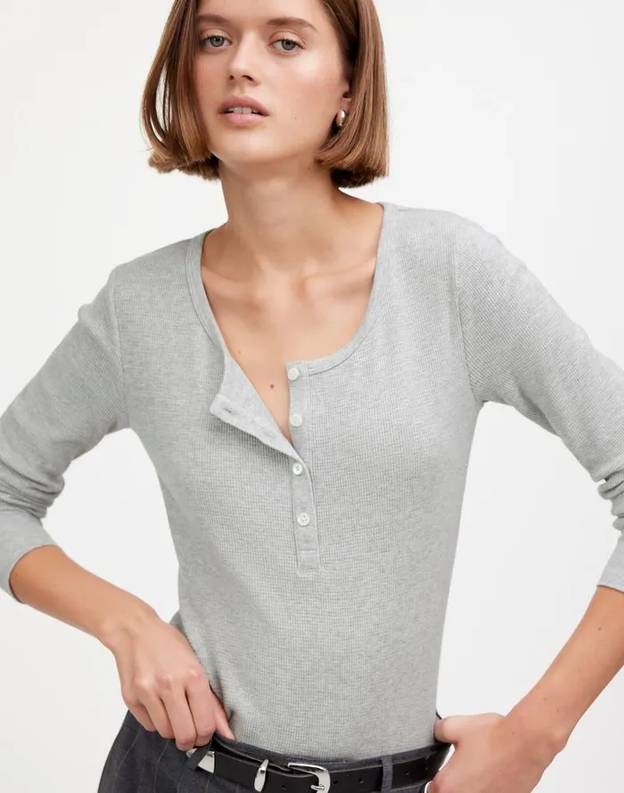 Women Heathered WaffleKnit Scoopneck Henley Tee Hthr Grey Madewell Tees