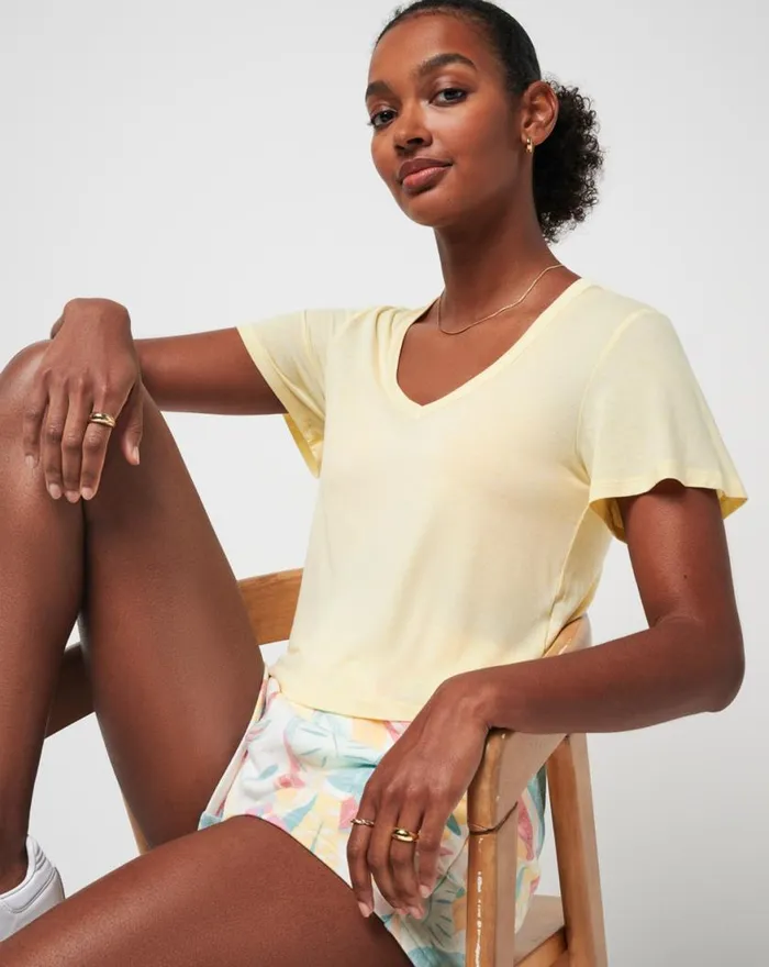 Women HERMOSA BEACH TISSUE TOP Heather Pale Banana TravisMathew Shirts and Tops
