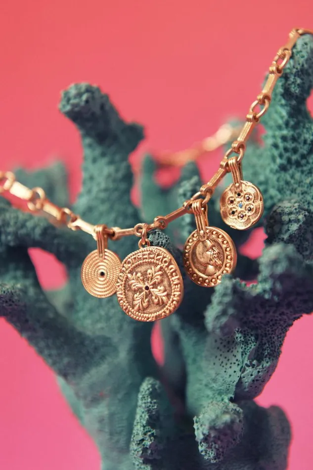 Women Jewellery RIXO Felice Gold Women Jewellery RIXO Felice Gold