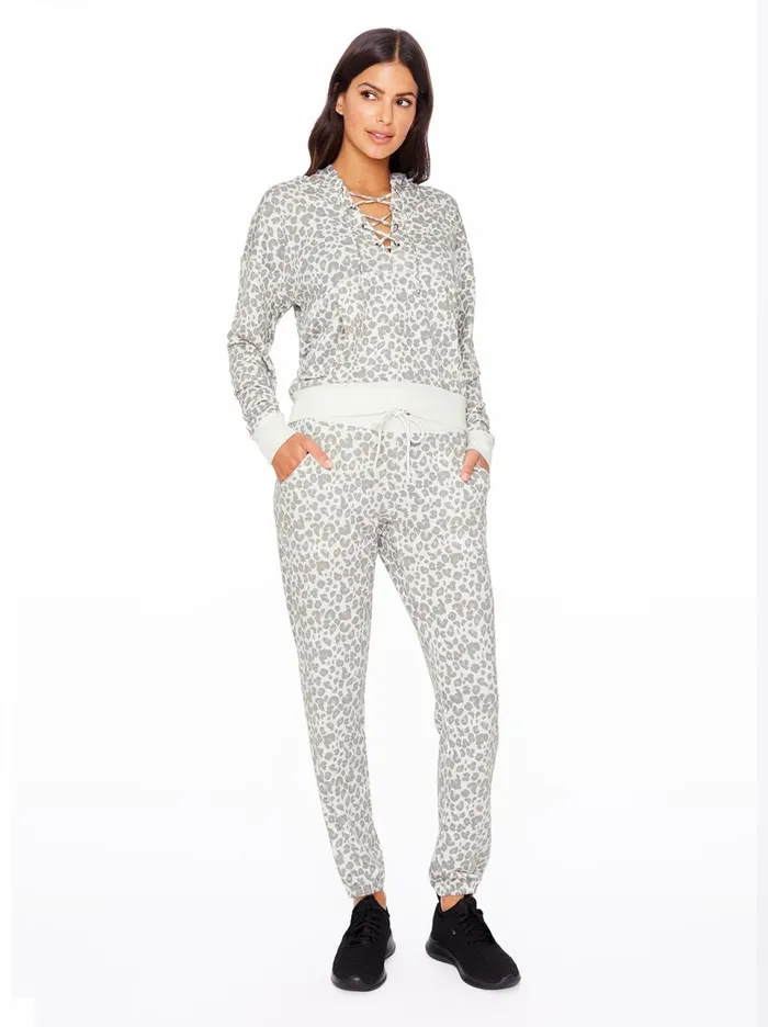 Women Loungewear Jessica Simpson Sunnyside Hoodie In Silver Filigree Painted Leopard Silver Filigree Painted Leopard