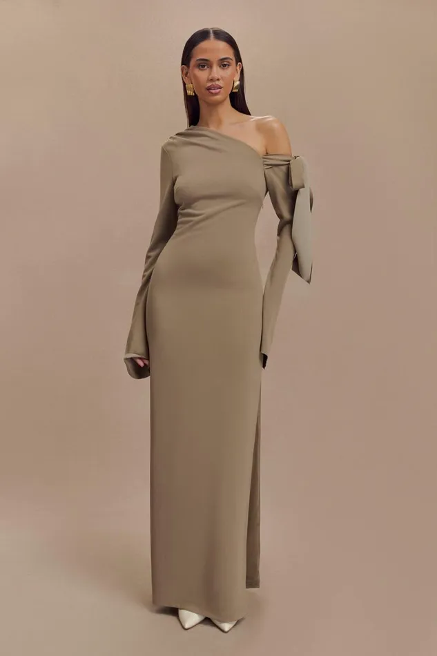Women Meshki Dresses Nicola One Shoulder Crepe Maxi Dress 8211 Mushroom