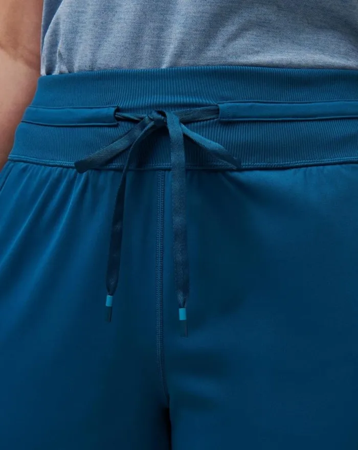 Women MOVEKNIT TIE SHORT Midnight TravisMathew Shorts