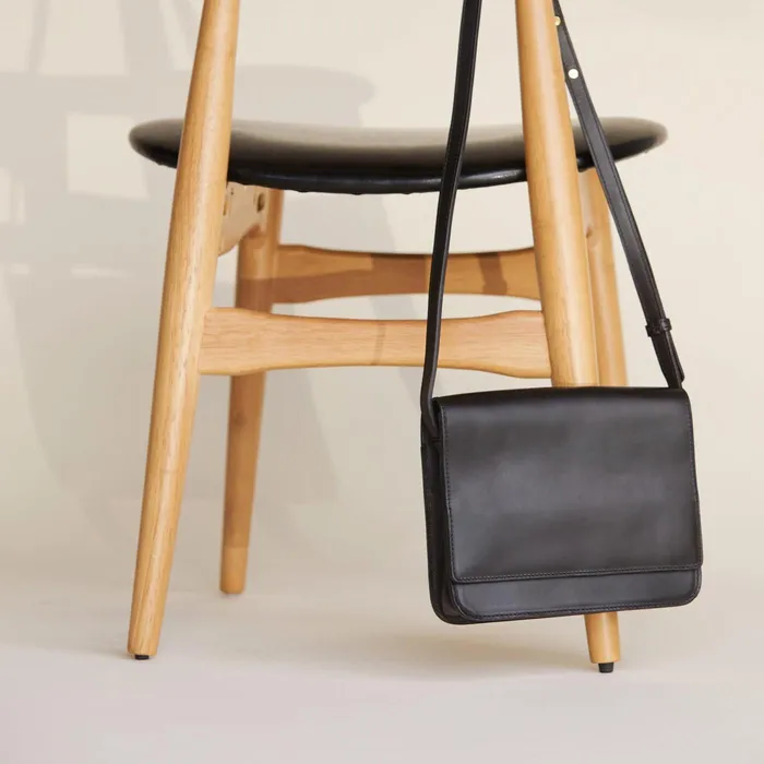 Women Nisolo Bags and Wallets Clara Crossbody Black