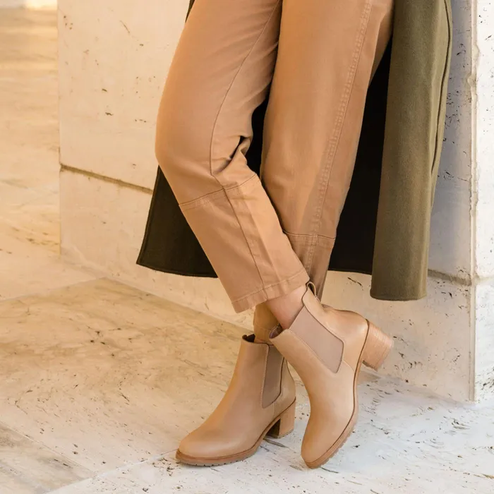 Women Nisolo Boots Ana GoTo Heeled Chelsea Boot Almond