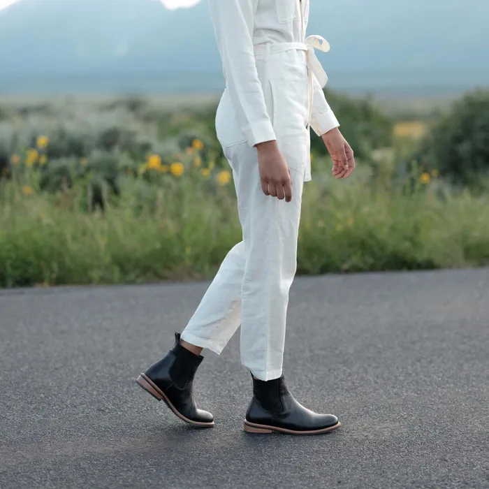Women Nisolo Boots Carmen Chelsea Boot Black