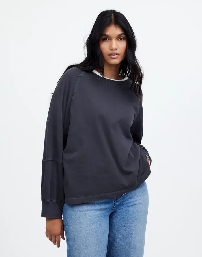 Women Plus Relaxed LongSleeve Raglan Tee Black Coal Madewell Tees