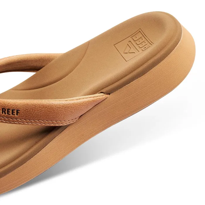 Women Reef Flip Flops Cushion Cloud Natural Women Reef Flip Flops Cushion Cloud Natural