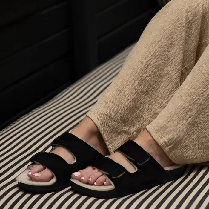 Women Reef Sandals Ojai Two Bar Cozy Raven Women Reef Sandals Ojai Two Bar Cozy Raven