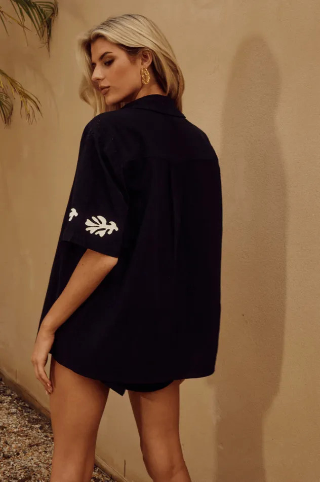 Women Shorts Runaway The Label AMALIA SHORT Blacksand