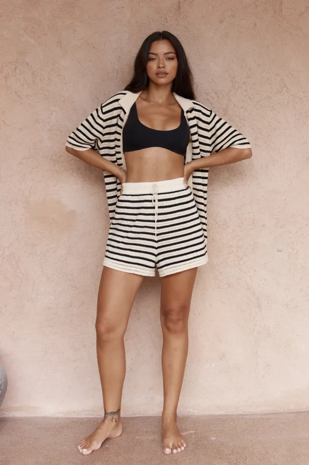 Women Shorts Runaway The Label CHERIE SHORT Sandblack