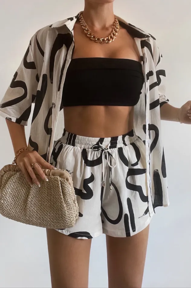 Women Shorts Runaway The Label YORK COTTON SHORT Sandblack