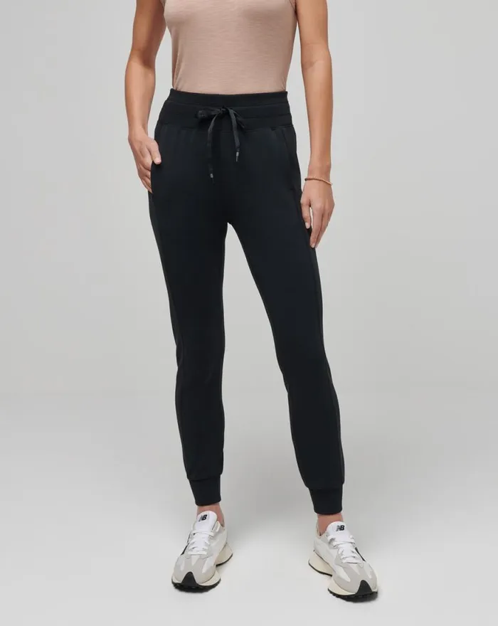 Women SKYLOFT SOFT JOGGER Black TravisMathew Pants