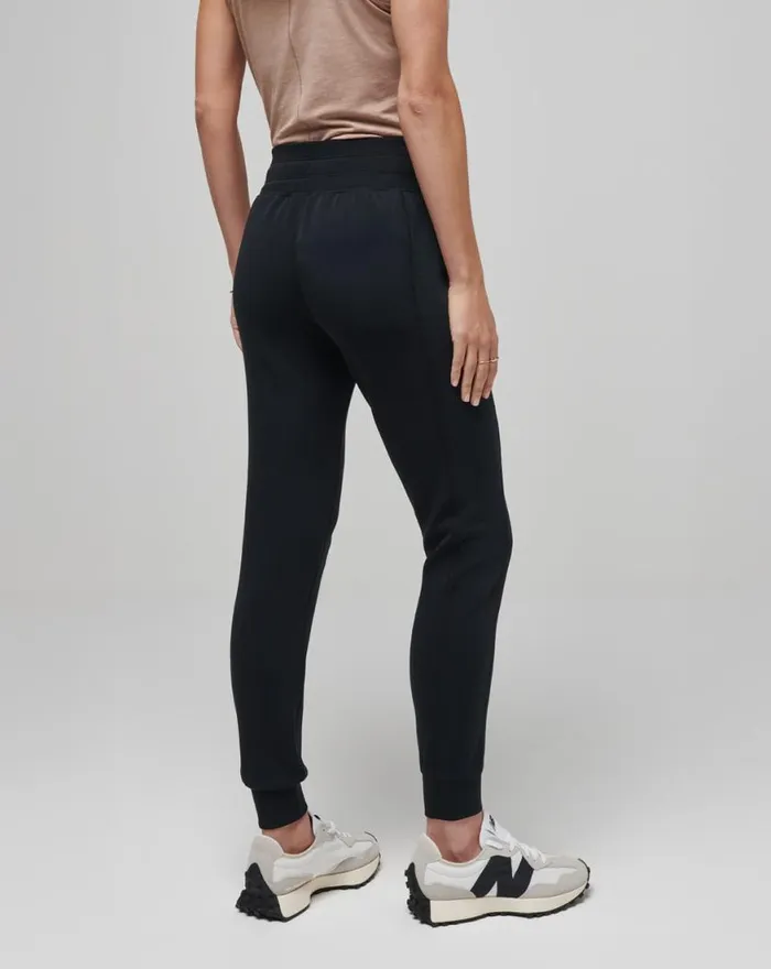 Women SKYLOFT SOFT JOGGER Black TravisMathew Pants