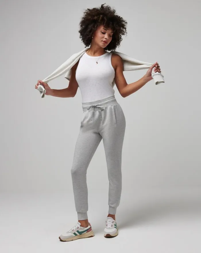 Women SKYLOFT SOFT JOGGER Heather Light Grey TravisMathew Pants