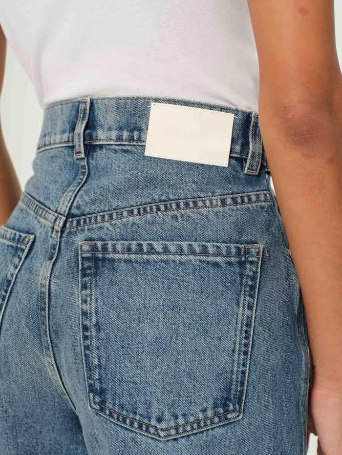 Women Taylor Barrel Ultra High Rise 27034 Jeans DL1961 Wide