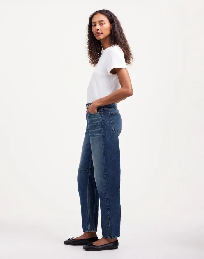 Women The Darted BarrelLeg Jean Irmo Wash Madewell Jeans