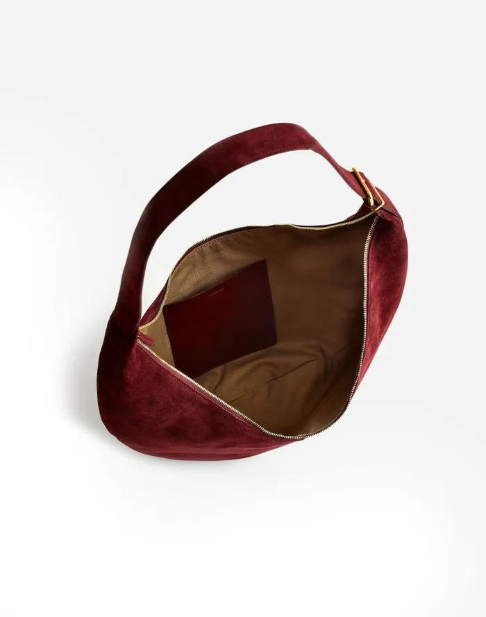Women The Essential Curve Shoulder Bag Deep Merlot Madewell Bags