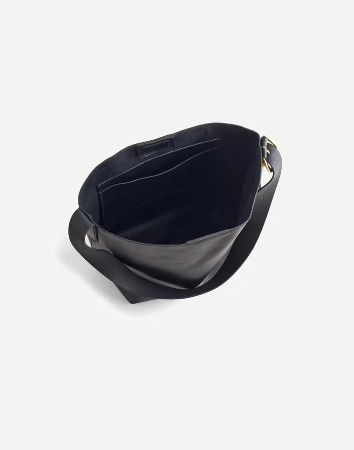 Women The Essential Medium Bucket Tote True Black Madewell Bags