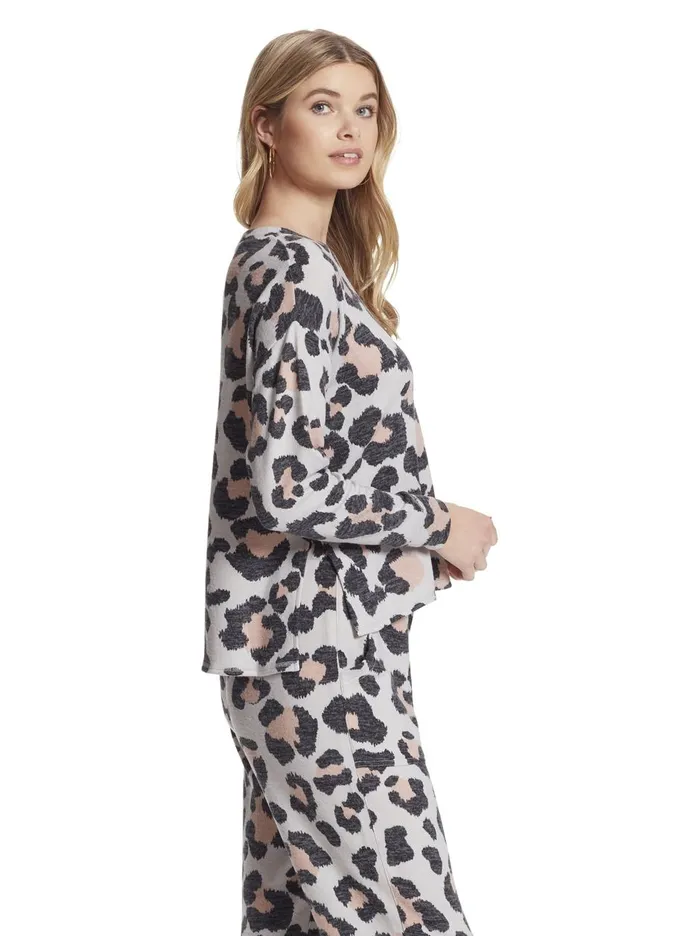 Women Tops Jessica Simpson Lisa Pullover In Giant Cheetah Giant Cheetah