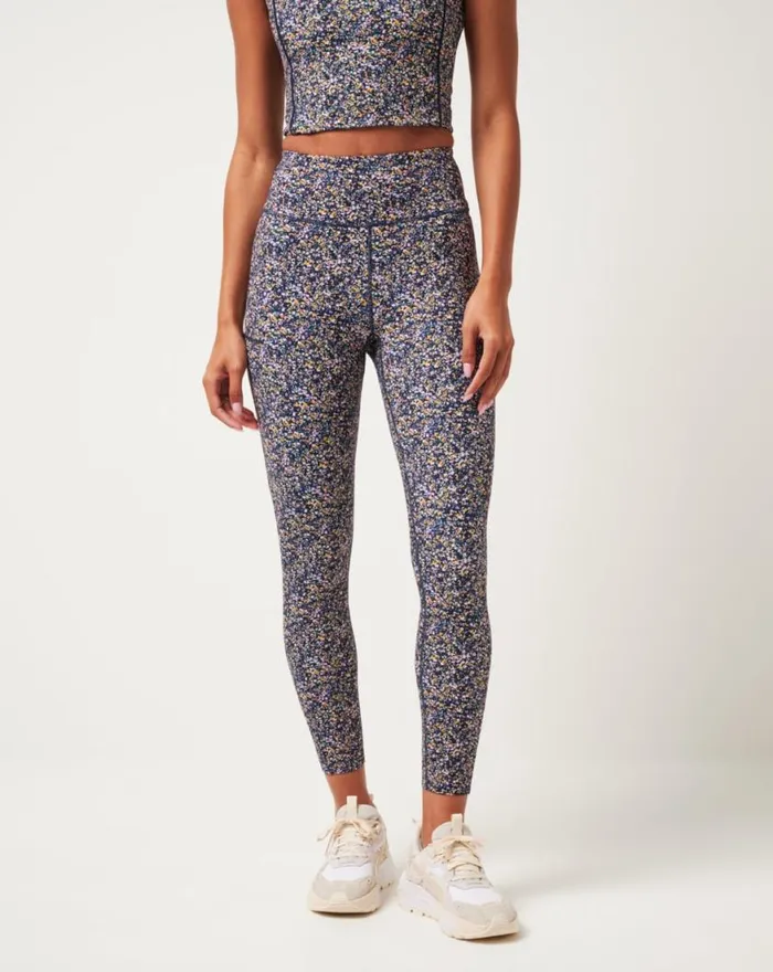 Women WHERE IT COUNTS LEGGING Cream Multi TravisMathew Leggings
