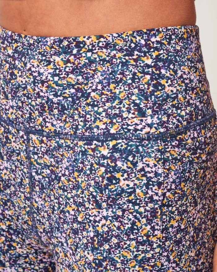 Women WHERE IT COUNTS LEGGING Cream Multi TravisMathew Leggings