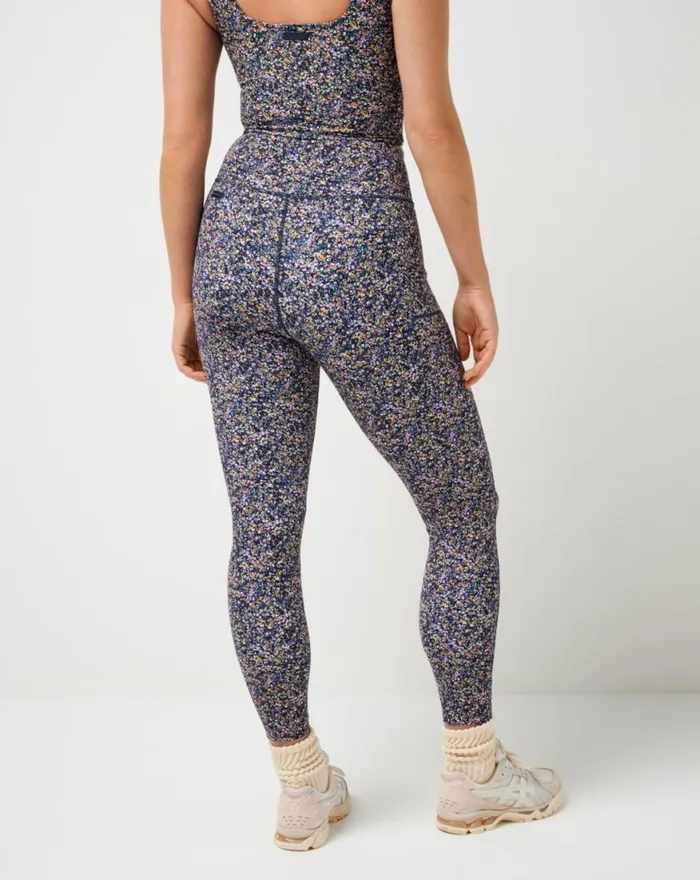 Women WHERE IT COUNTS LEGGING Cream Multi TravisMathew Leggings